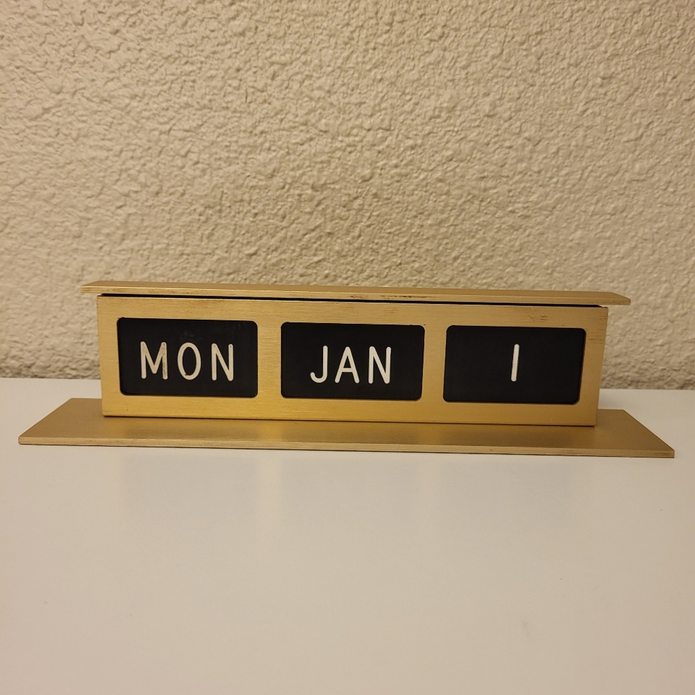 Perpetual Calendar with Double Sided Tiles